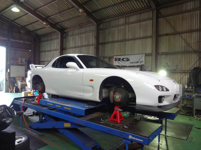 FD3S　RX-7　1G締め直し　四輪アライメント調整