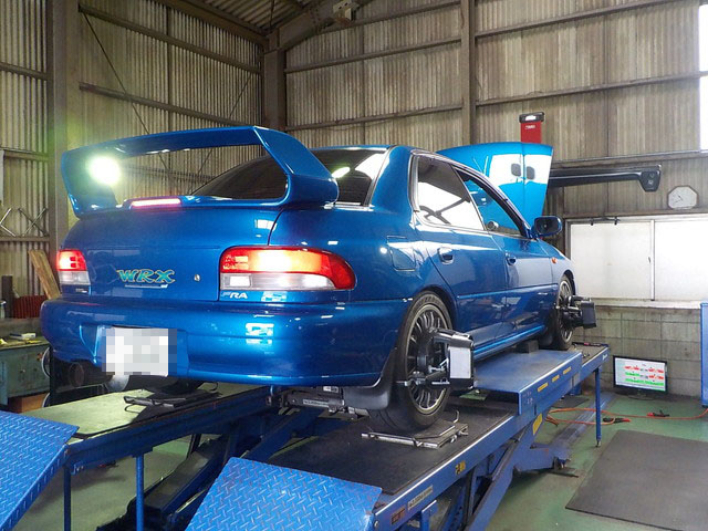 GC8　インプレッサ　WRX　四輪アライメント調整