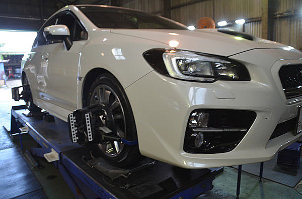 WRX S4 VAB 1G締め直しと四輪アライメント調整
