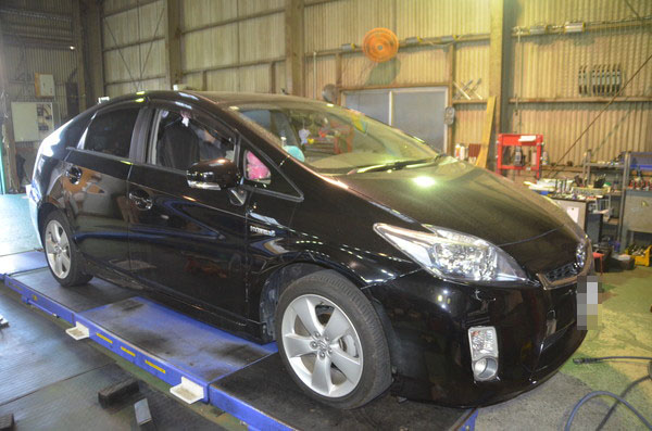 ZVW30 プリウス フロントロアアーム ボールジョイント スタビバーブッシュ 交換