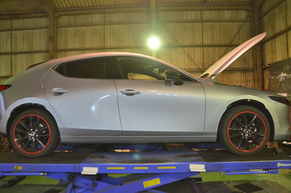 MAZDA3 サスペンション ノーマル戻し ハブボルト交換