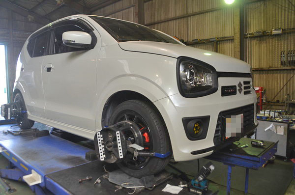 アルトワークス HA36S 1G締め直しと四輪アライメント調整