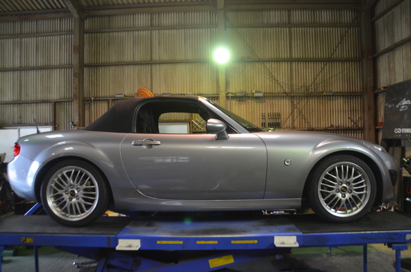 ロードスター NCEC 車高調交換と四輪アライメント調整