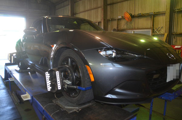 ロードスター ND5RC 1G締め直しと四輪アライメント調整