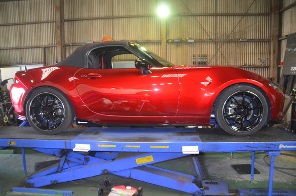 ロードスター ND5RC 車高調交換と四輪アライメント調整