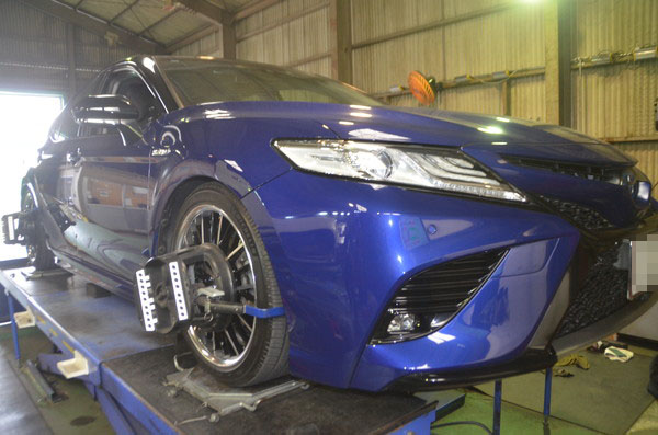 カムリ AXVH70 四輪アライメント調整