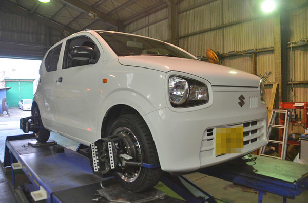 アルト HA36S 1G締め直しと四輪アライメント調整