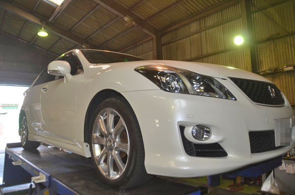 GRS200 クラウン スタビリンク スタビバーブッシュ 持ち込み取付