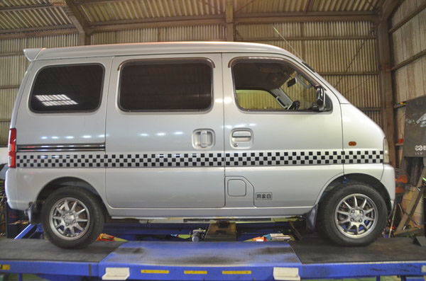 DA62W エブリィワゴン ショックアブソーバー交換と四輪アライメント