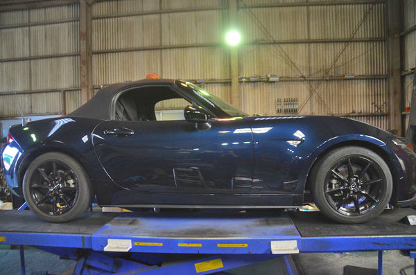 ロードスター ND5RC RS-R 車高調に交換と四輪アライメント