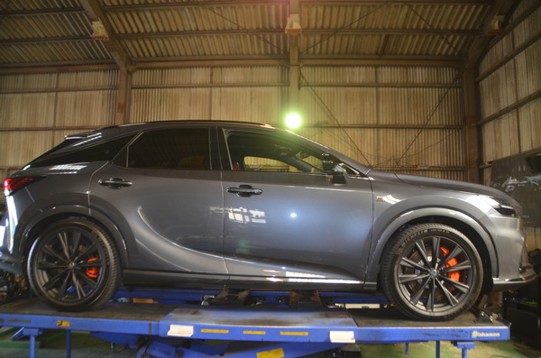 レクサス RX500h TALH17 ダウンサスに交換と四輪アライメント